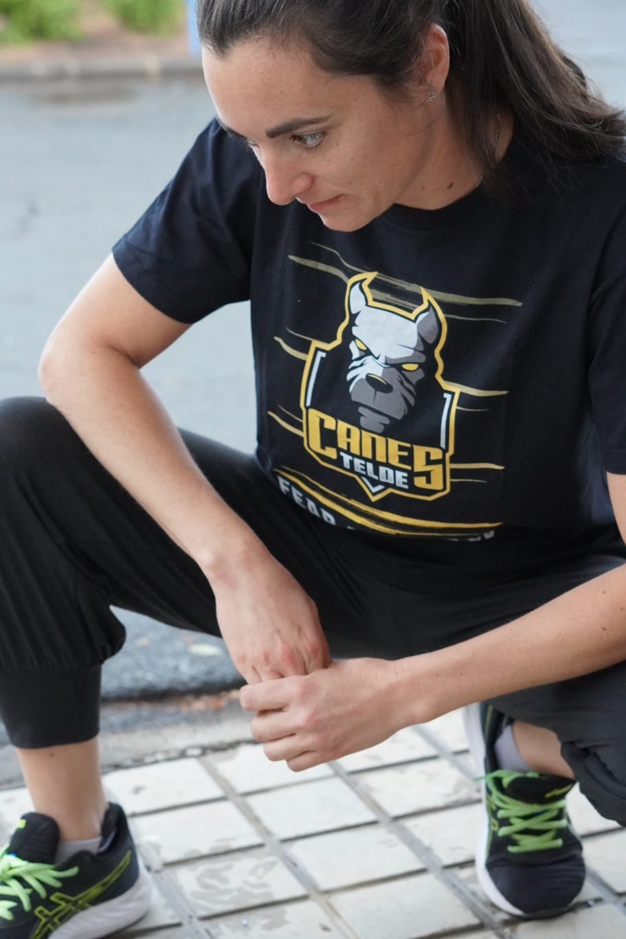 Camiseta Fear the Paw Camiseta Fear the Paw